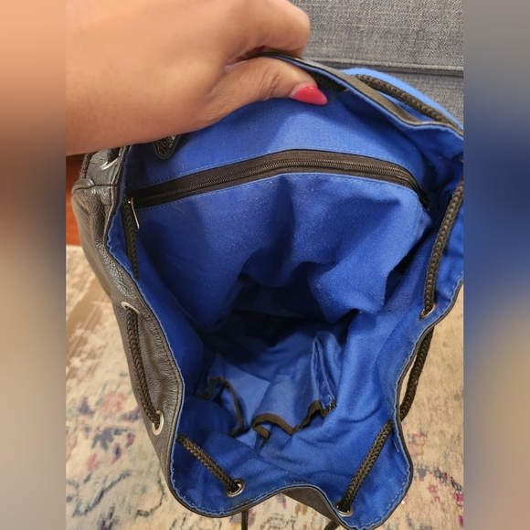 Black Leather Multi-Pocket Backpack - Picture 5 of 8